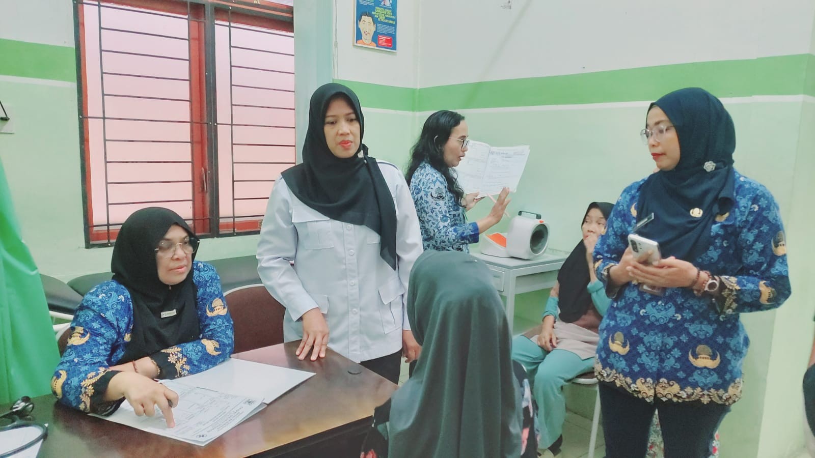 Wakil Wali Kota Pematangsiantar Kunjungi Puskesmas Singosari, Dampingi Pasien dan Tinjau Layanan